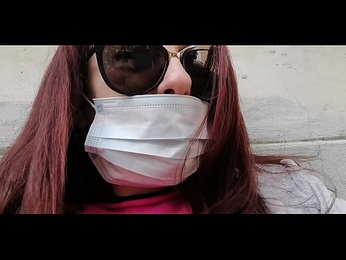 ❤️ Η Νικολέτα εκδικείται τον γείτονά της και κατουράει στο γκαράζ του (Ειδικό Covid19 Ιταλική καραντίνα) ☑ Πορνό βίντεο ️